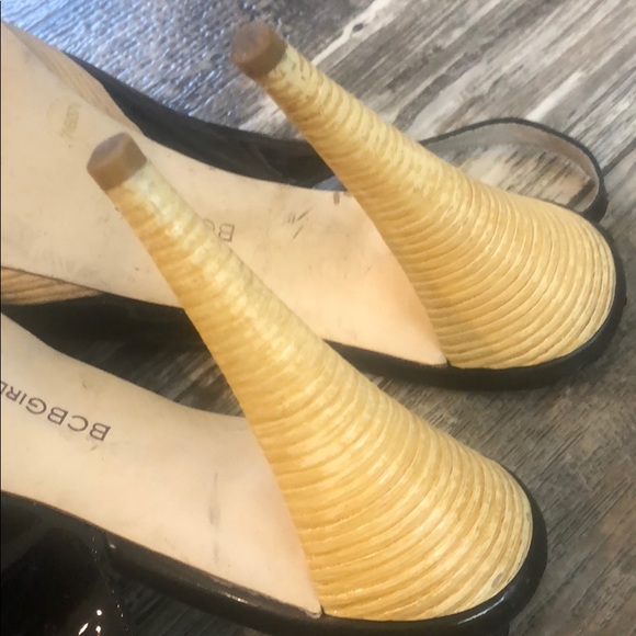 Patent black peep toe heels BCBG 7.5 - Picture 7 of 7